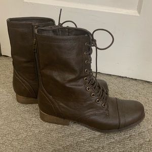 Steve Madden Boots